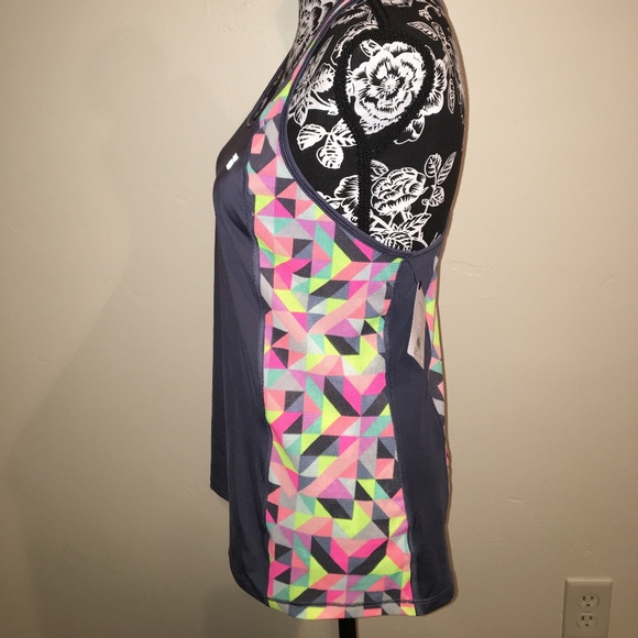 Victoria's Secret Tops - Victoria's Secret Sport Work Out Tank - NEW